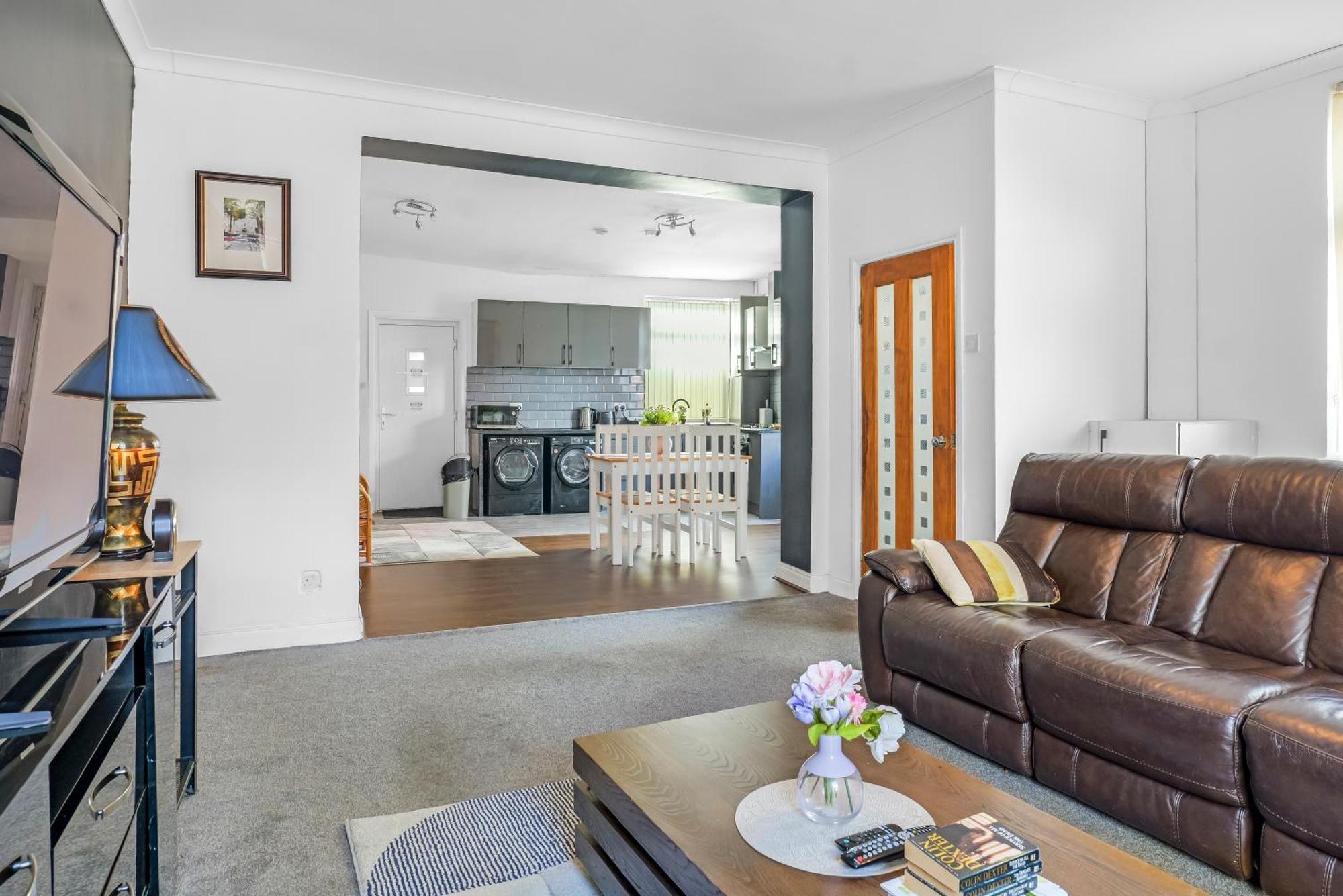 Rochdale 3 Bedroom House 2 Bath With Free Parking Sleeps 7 Luaran gambar
