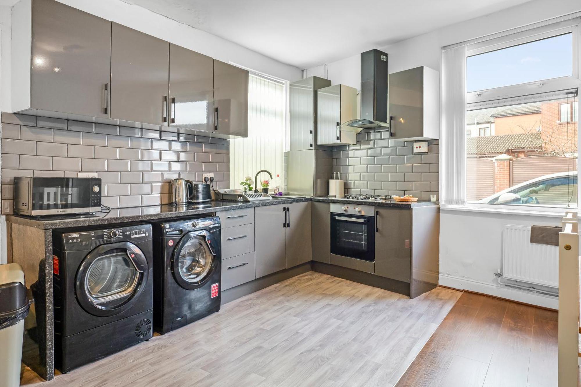 Rochdale 3 Bedroom House 2 Bath With Free Parking Sleeps 7 Luaran gambar