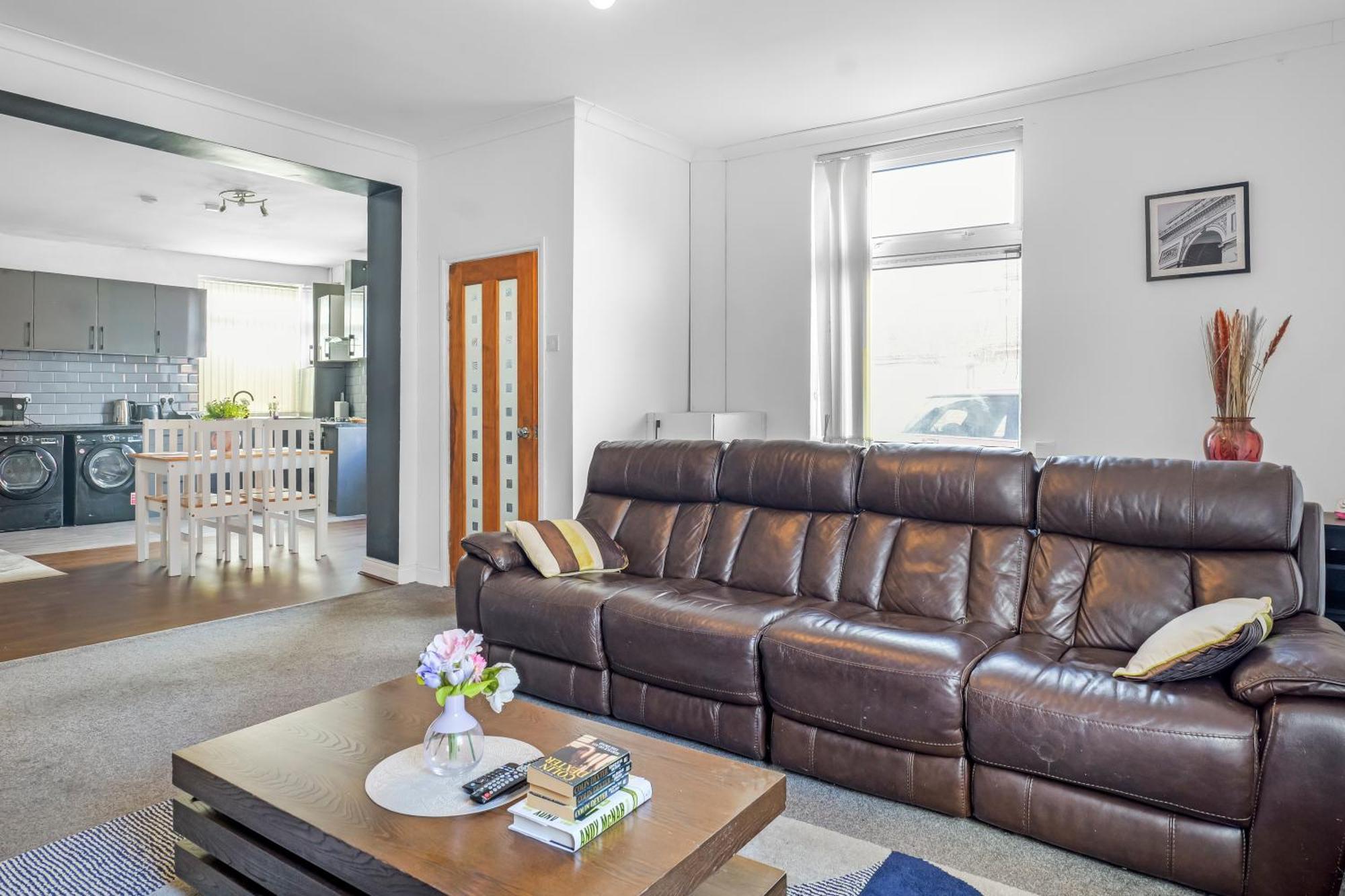 Rochdale 3 Bedroom House 2 Bath With Free Parking Sleeps 7 Luaran gambar